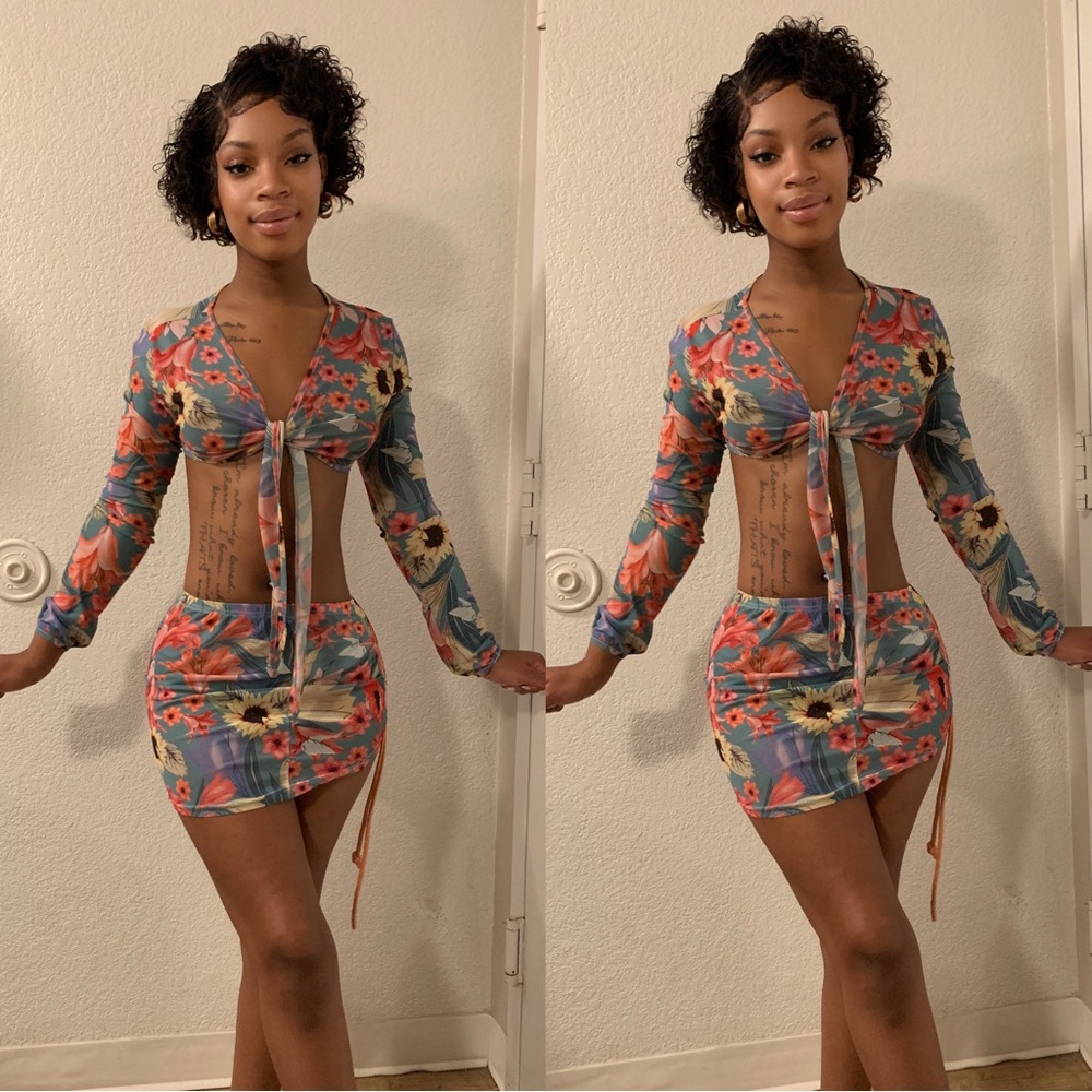 Floral 2 piece mesh skirt set ,size Small
